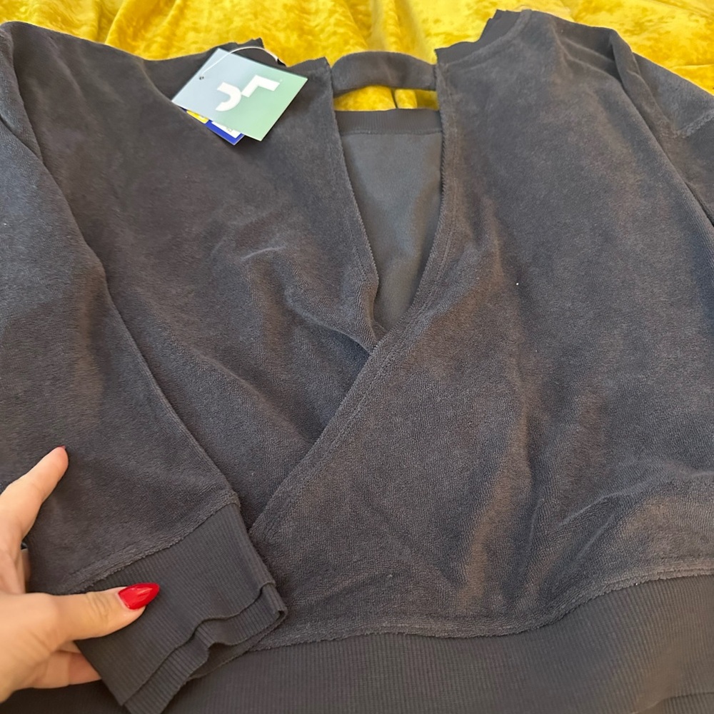 Joylab sweatshirt - Picture 4 of 6